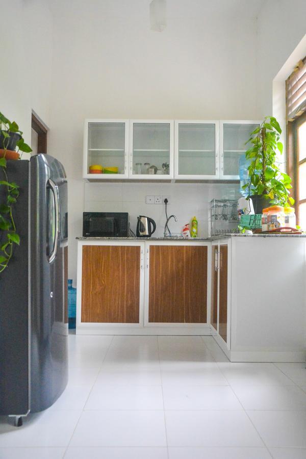 Bed & Bicycle Hostel 마운트 라비니아 외부 사진